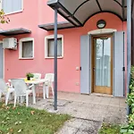 Διαμέρισμα Comfy Flat In A Newly Built Village *