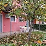 Comfy Flat In A Newly Built Village Apartman *