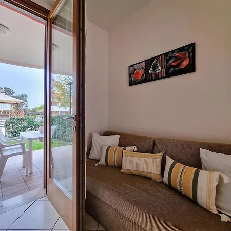 Comfy Flat In A Newly Built Village * ביביונה