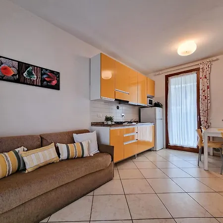 דירה Comfy Flat In A Newly Built Village