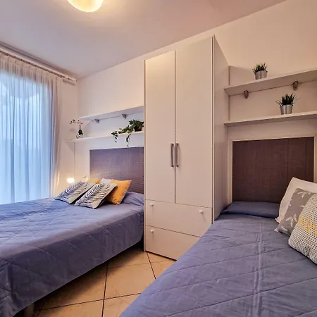 Comfy Flat In A Newly Built Village דירה *