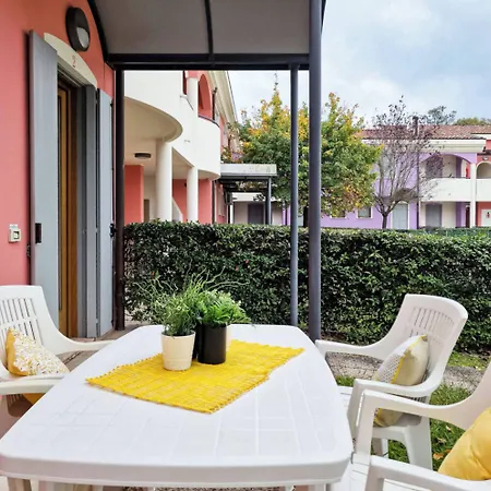 Comfy Flat In A Newly Built Village ביביונה
