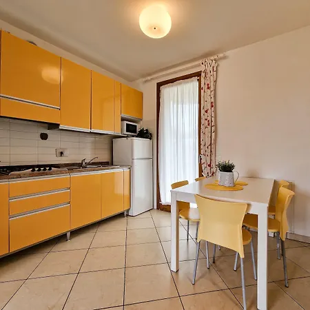 דירה Comfy Flat In A Newly Built Village ביביונה