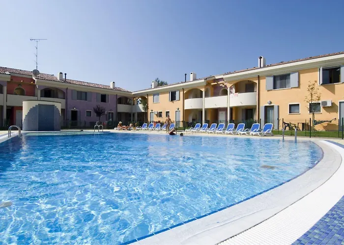 Comfy Flat In A Newly Built Village Apartamento